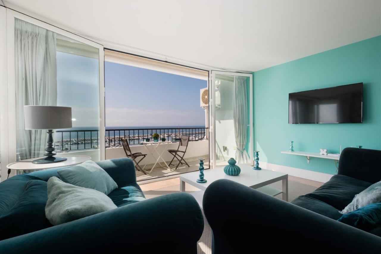 Apartamento With Stunning Sea Views, Puerto Banus *